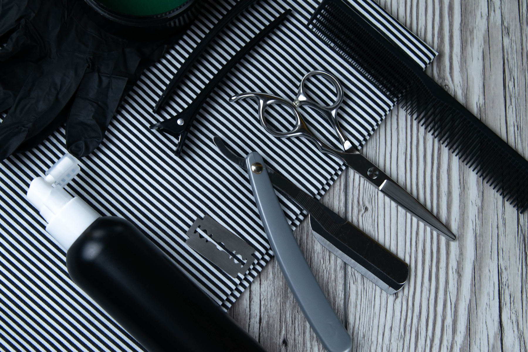Barber items for men's haircuts, scissors, dangerous razor, hairpins and shaving gels